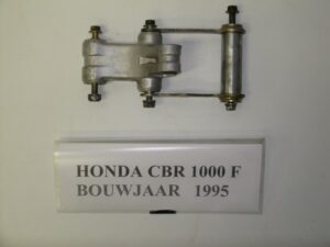 CBR1000F 1995 link achterveer