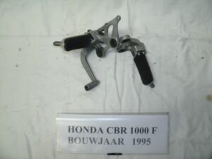 CBR1000F 1995 voetsteun schetsplaat