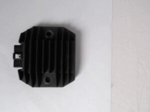 YZF-R6 spanningsregelaar